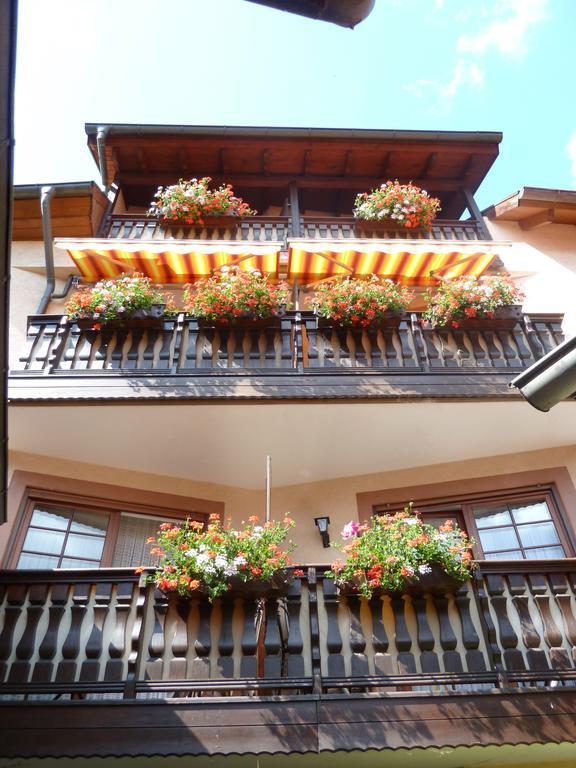 Gasthaus Zum Hirschen Staufen im Breisgau Ngoại thất bức ảnh