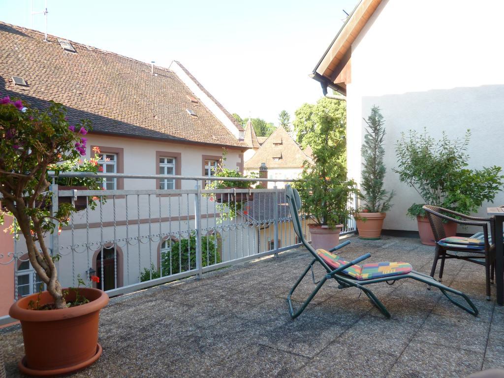 Gasthaus Zum Hirschen Staufen im Breisgau Ngoại thất bức ảnh